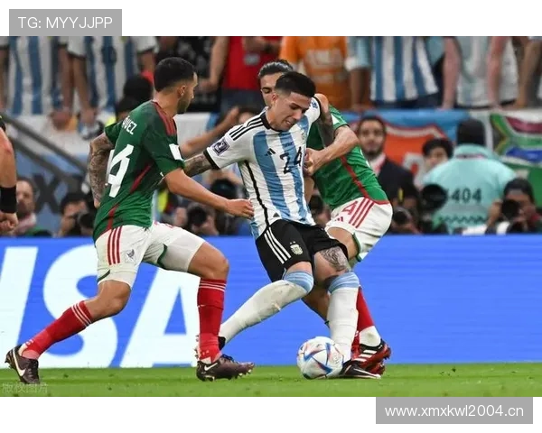 恩佐面对顶级中场时的比赛掌控力解析