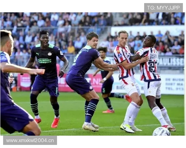 阿贾克斯荷甲竞争力下滑问题显现,对争冠格局带来阶段性变化 阿贾克斯荷甲竞争力下滑问题显现,对争冠格局带来阶段性变化