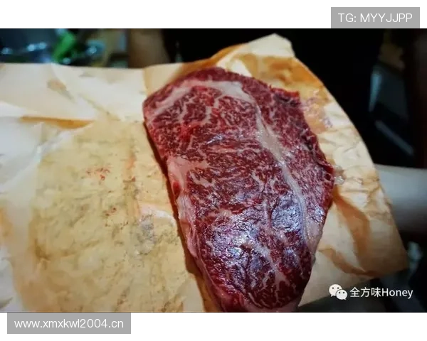 冯彦哲训练完直接打车去米其林三星，这日子过得比偶像剧还飘